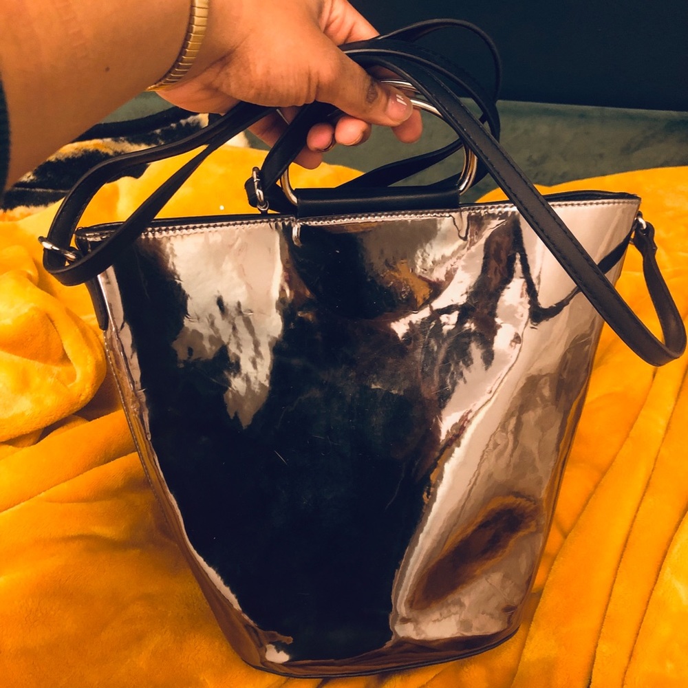 Geo-shaped Metallic Crossbody Bag